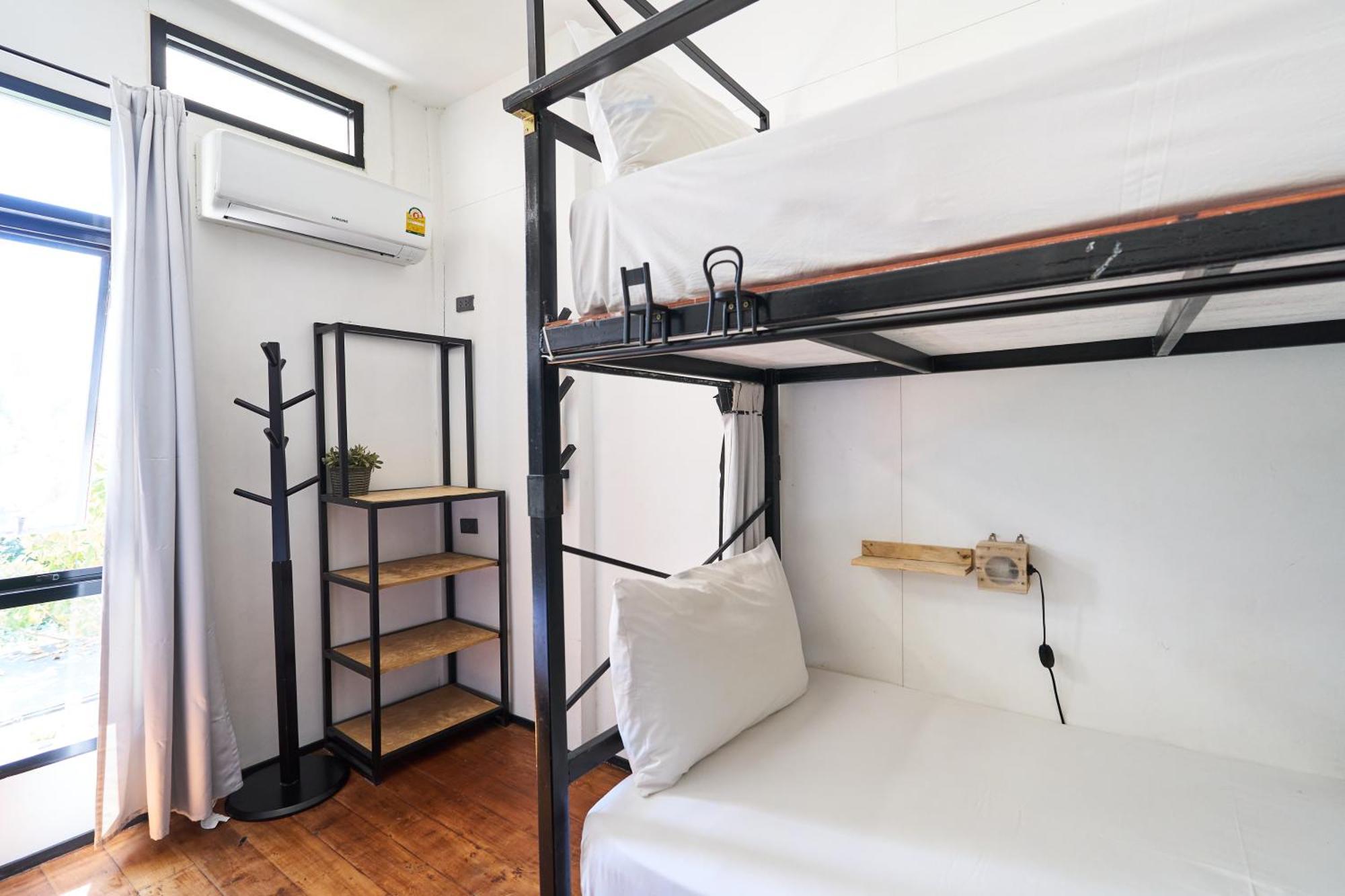 Bed 4-Bed Dormitory Room,1604790979:JPEG